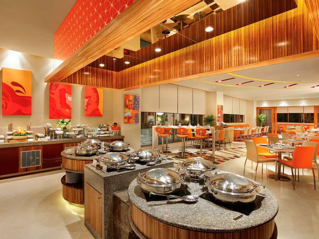 Ibis Centre - An Accor Brand होटल