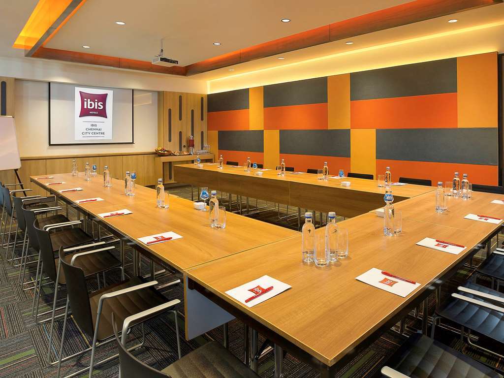 Ibis Centre - An Accor Brand होटल 4*